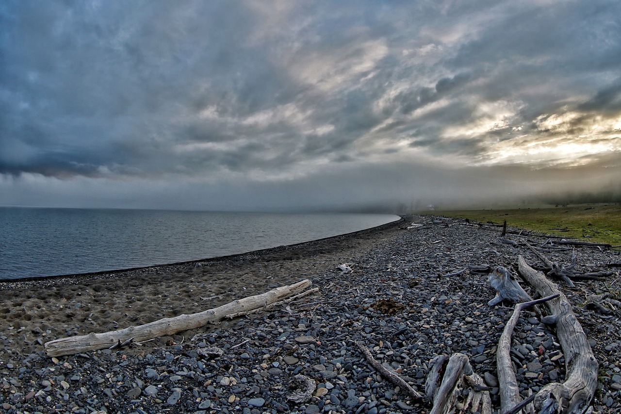 Image - fax the lake morning dense fog