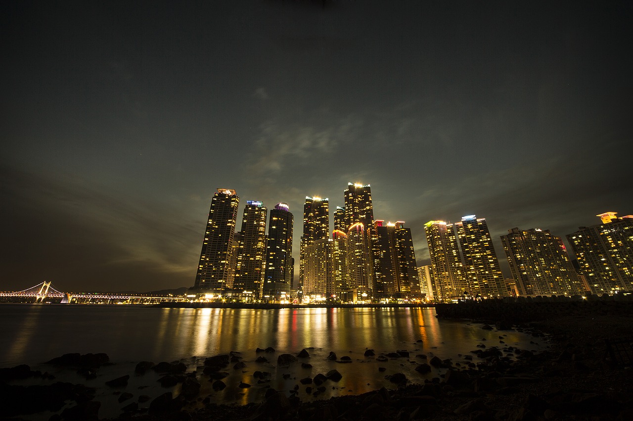 Image - building high rise building beach