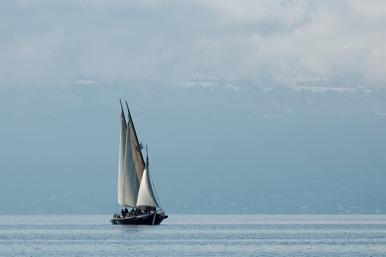 Image - lake geneva switzerland vaud boot