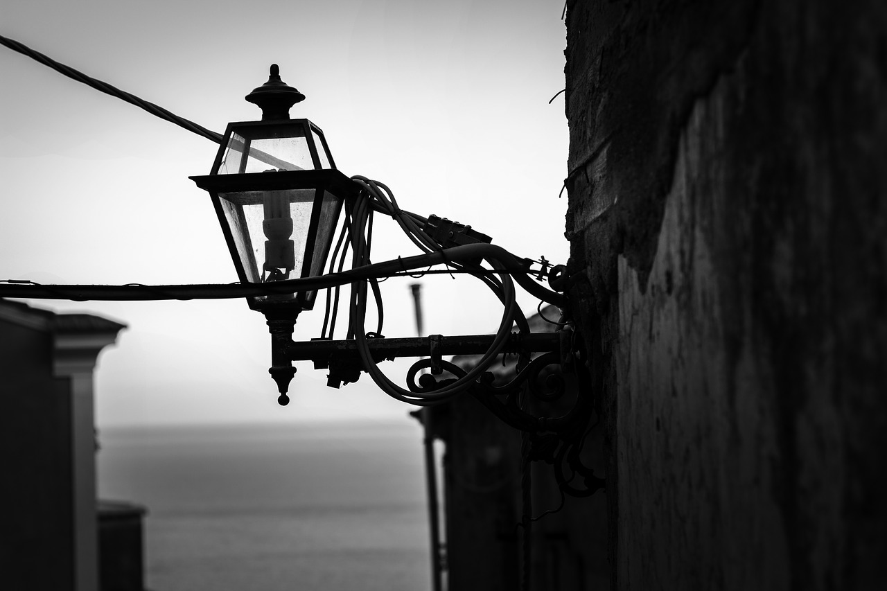 Image - street city lamp architecture