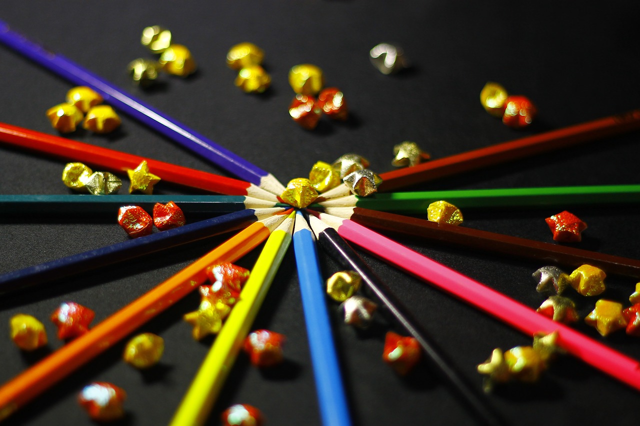 Image - colored pencils colorful paper stars