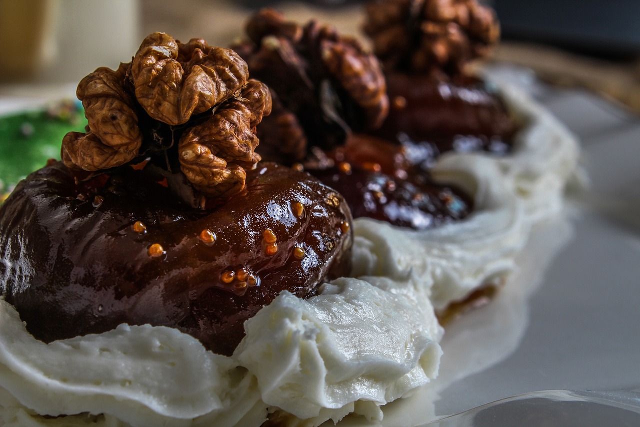 Image - walnut sweet fruit organic