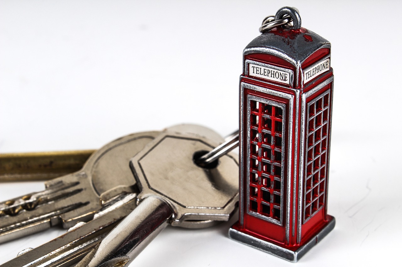 Image - key keychain metal gift wood dice