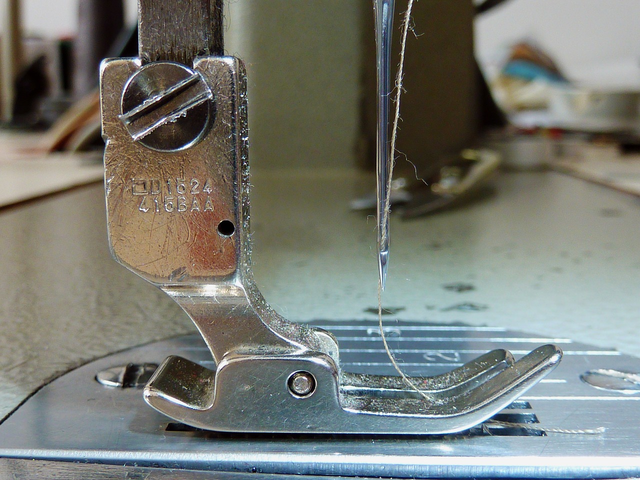 Image - sew sewing machine presser foot