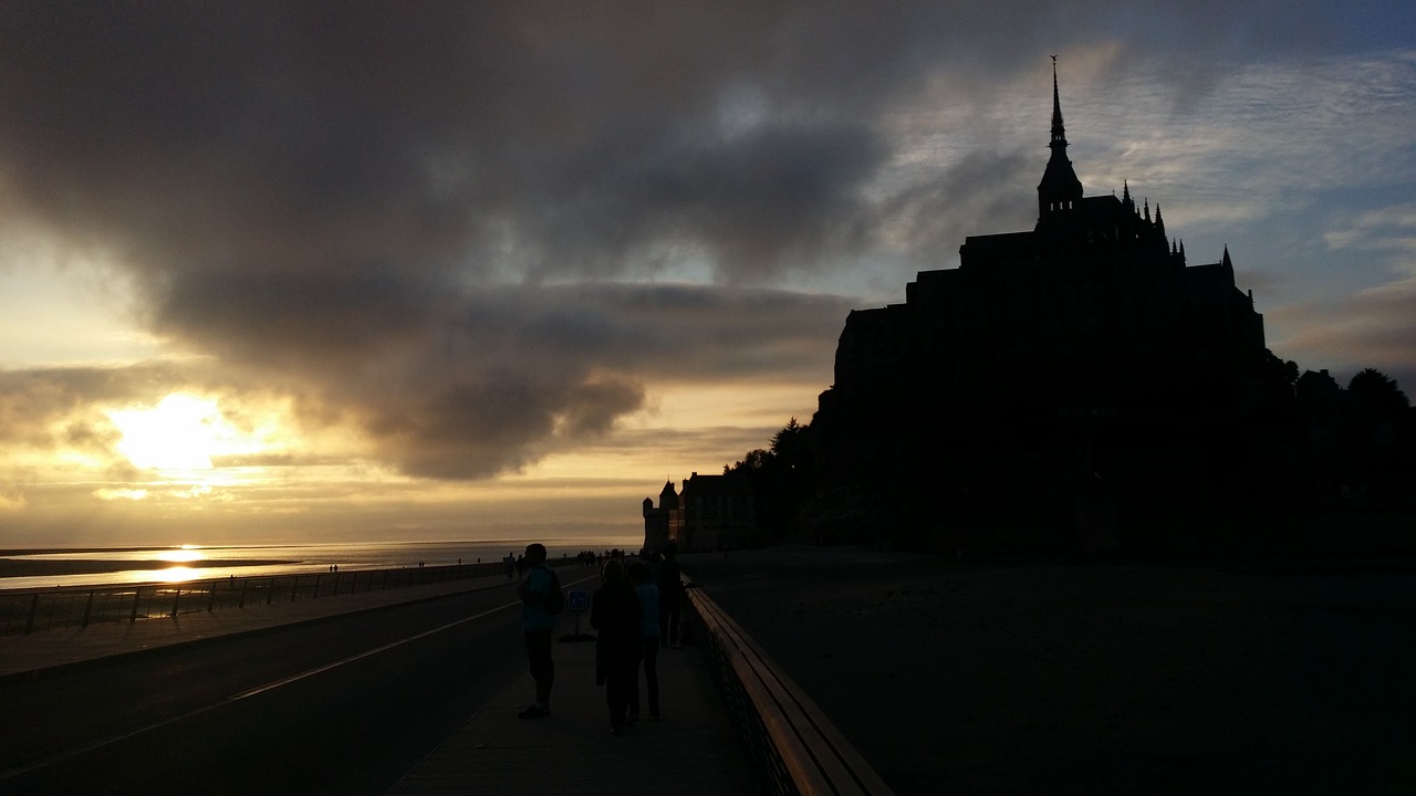 Image - mont saint michel france sunset