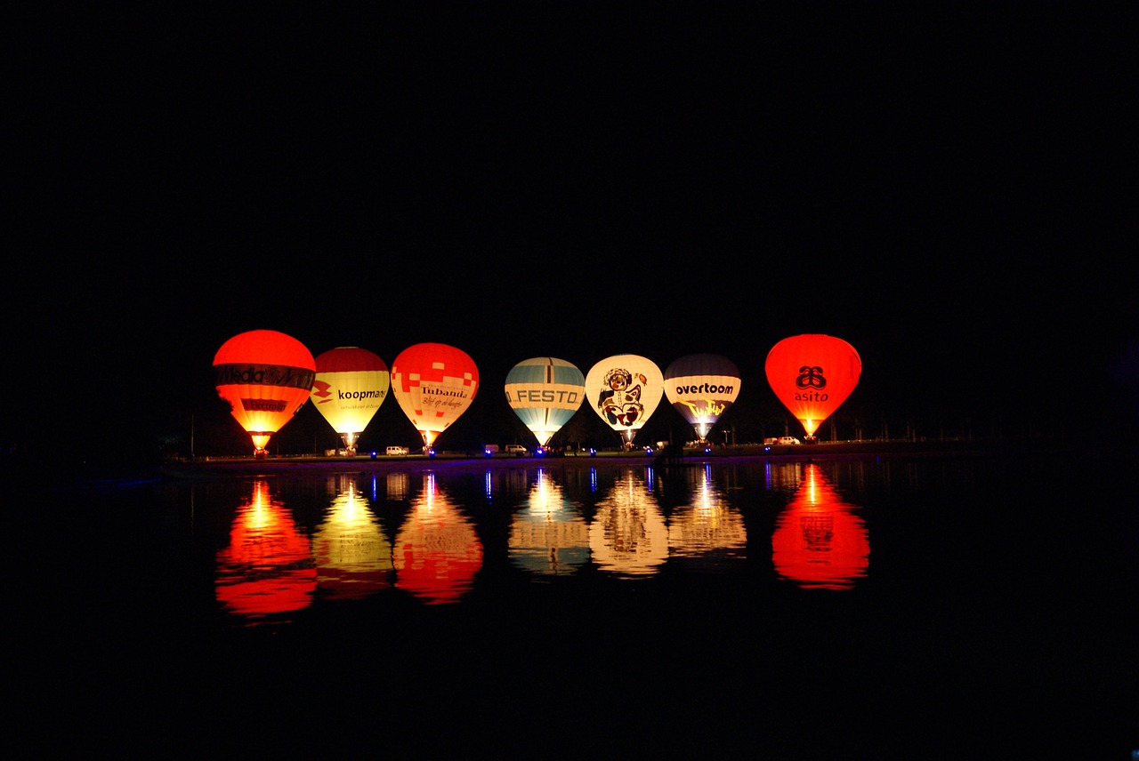 Image - night nightglow hot air balloon