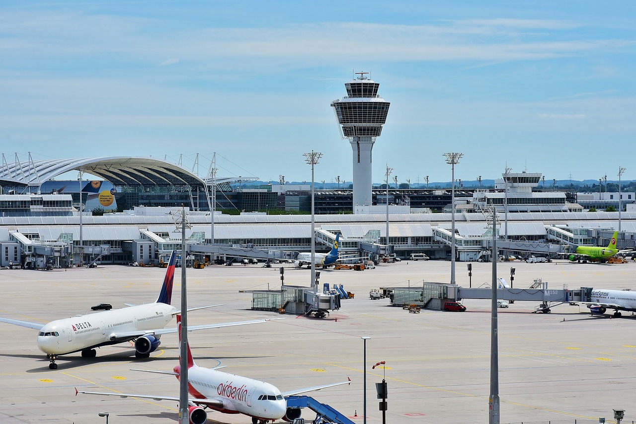 Image - airport munich tower