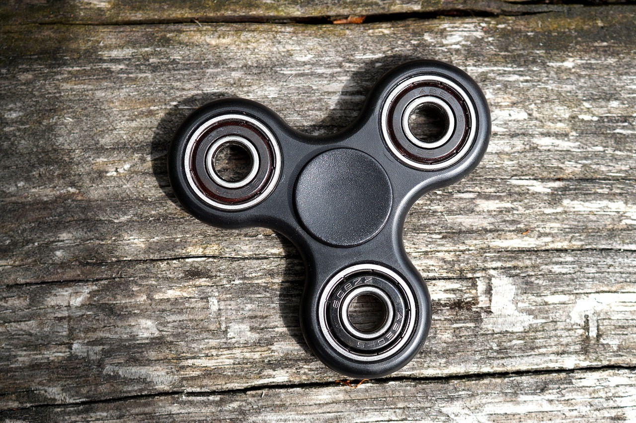 Image - fidget spinner toys trend spinner