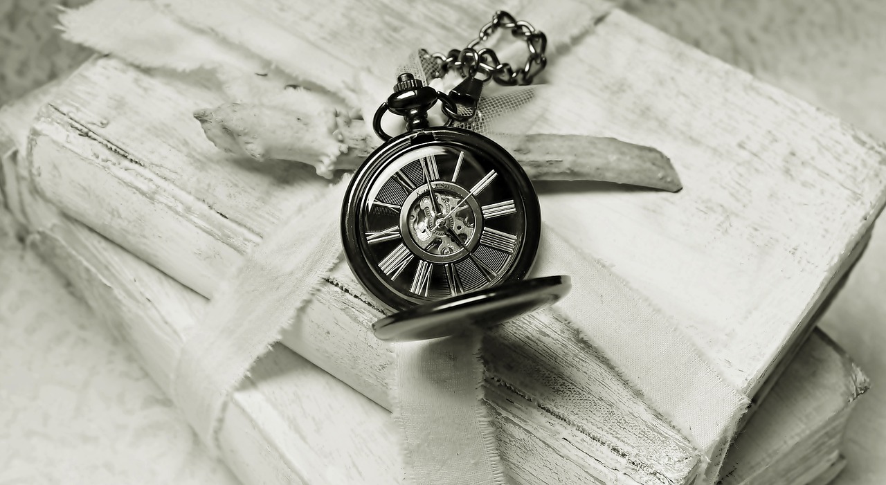 Image - books pocket watch worn old time