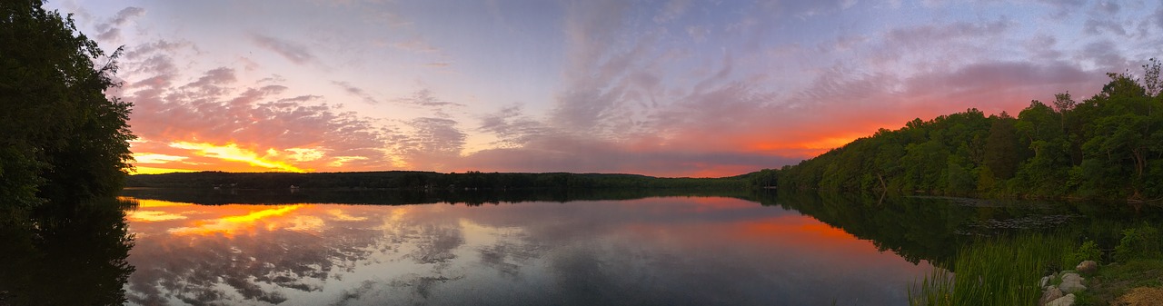 Image - lake sunset clouds sky water