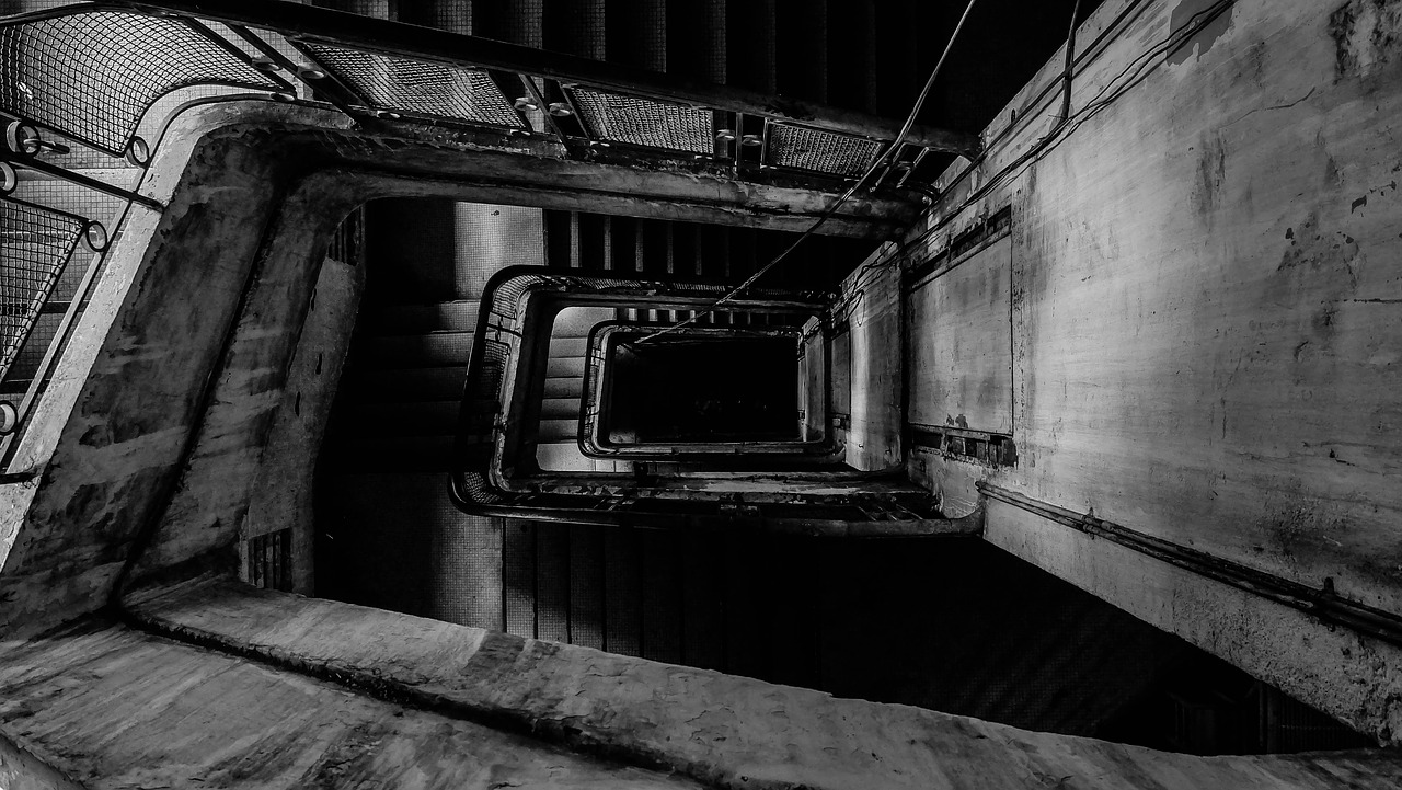 Image - condominium apartment hole