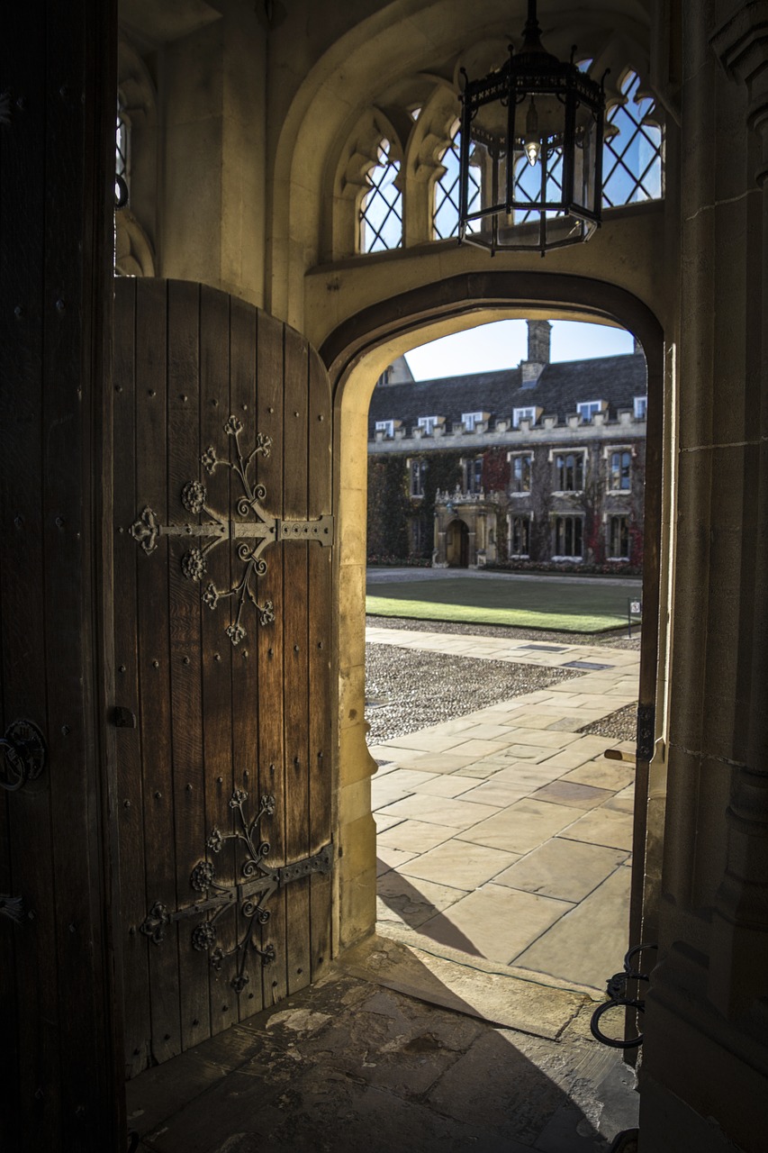 Image - door open courtyard open door