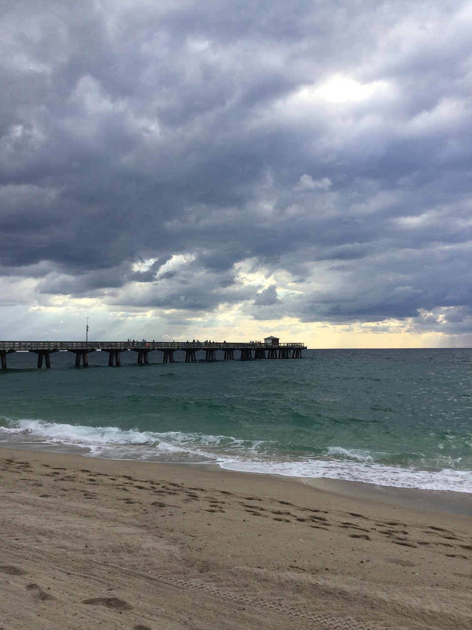 Image - calm beach serenity horizon peace