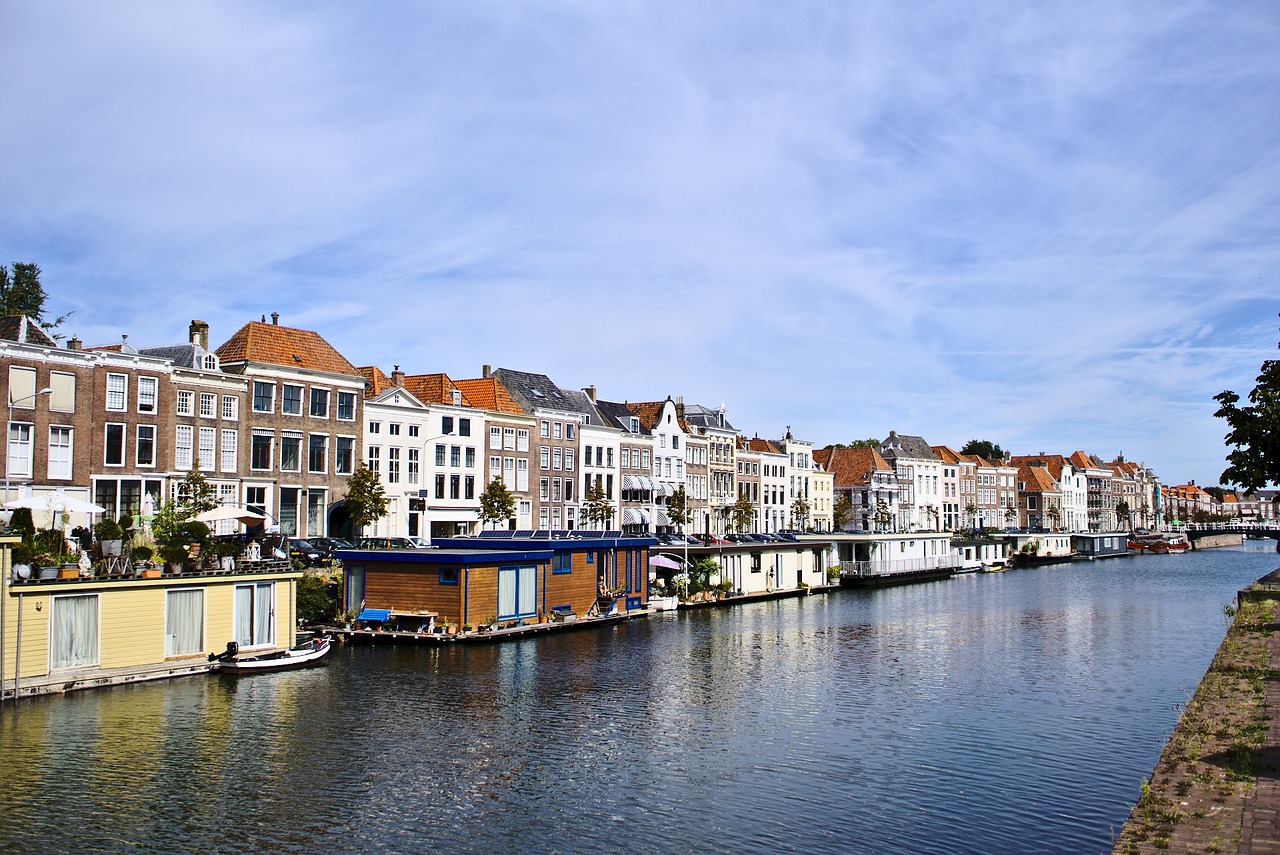 Image - netherlands house boats holland