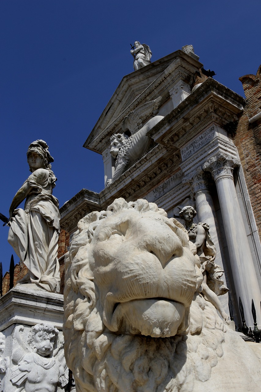 Image - venice italy blue palace