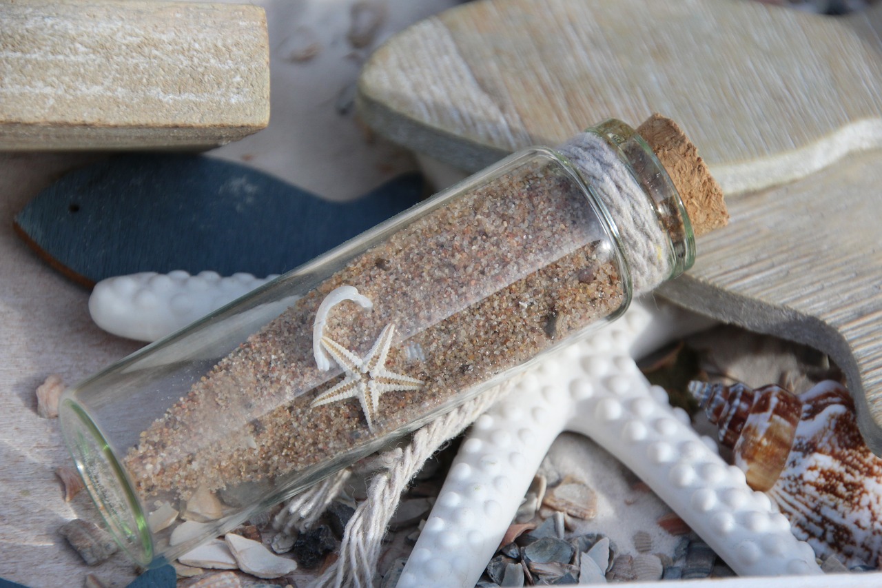Image - message in a bottle starfish mussels
