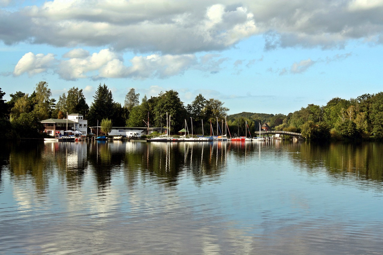 Image - mirroring bad weather photography