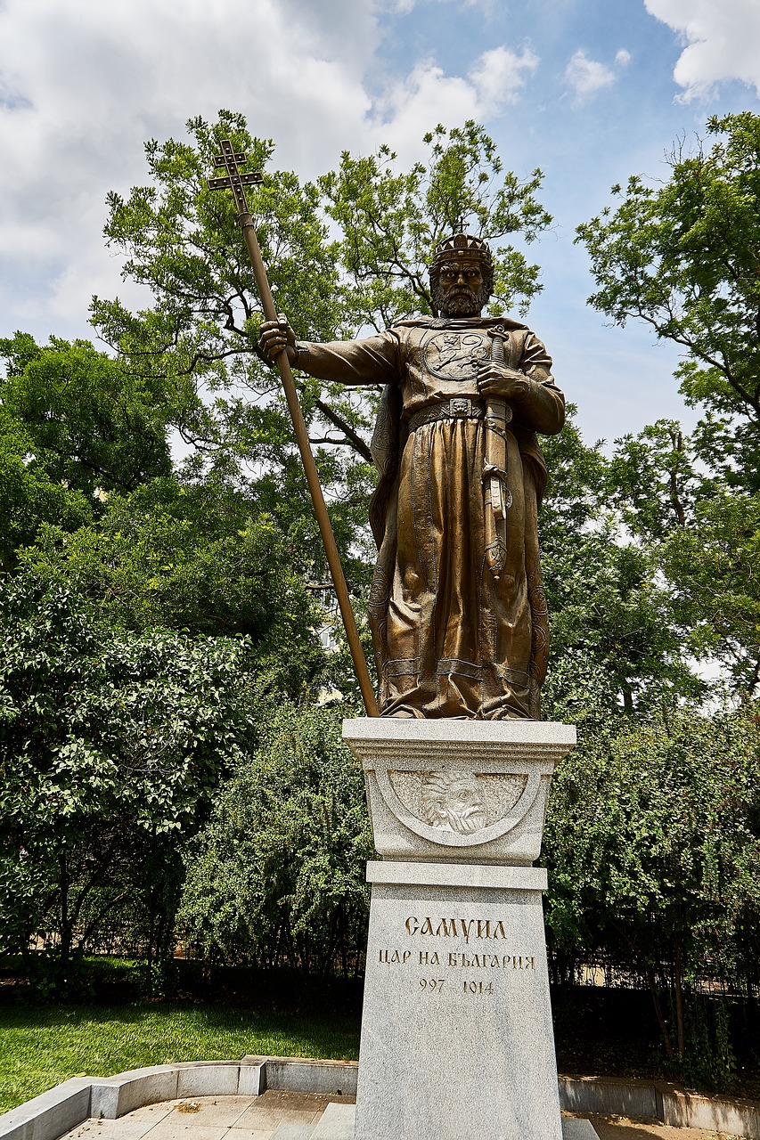 Image - bulgaria sofia sculpture monument