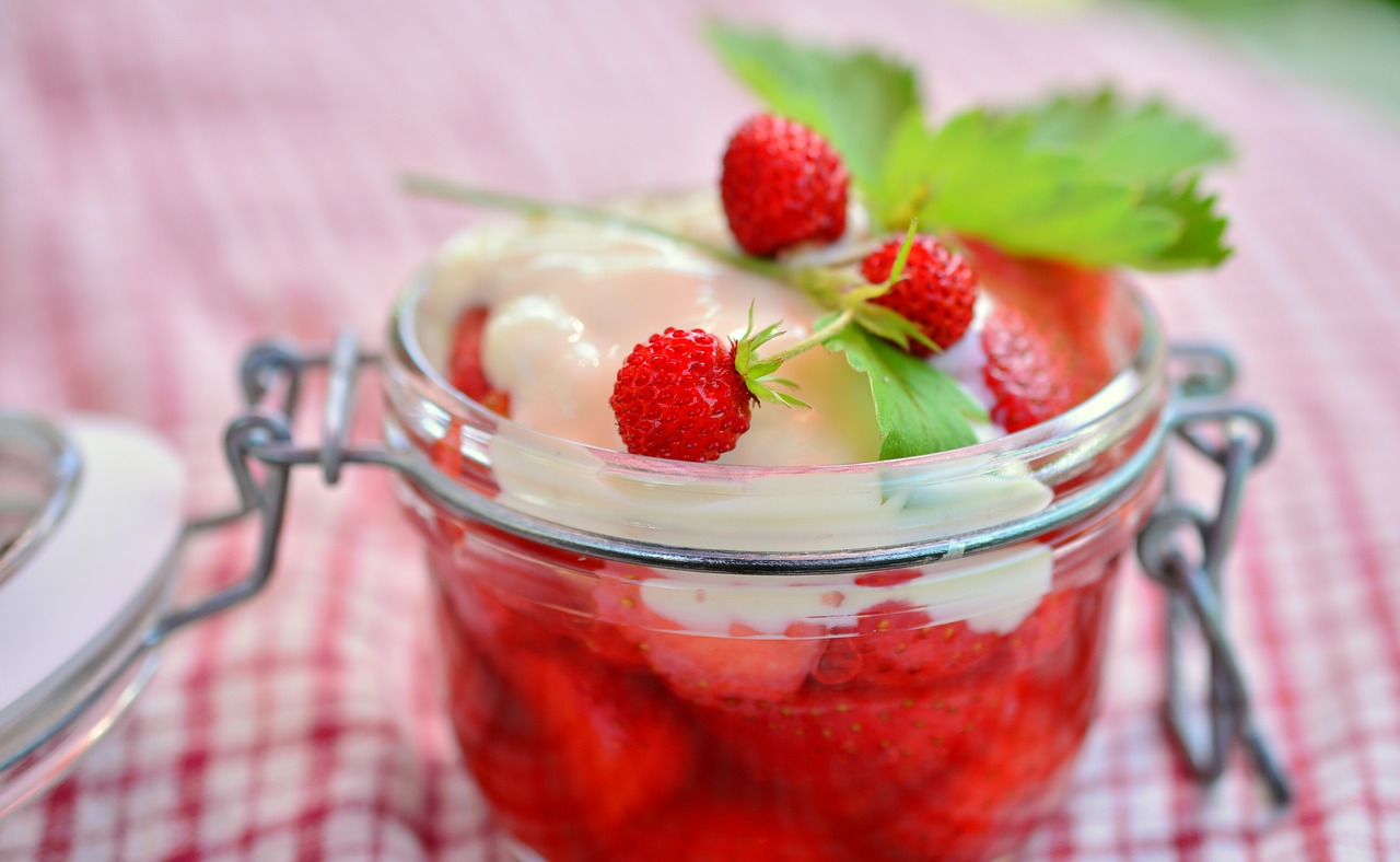 Image - strawberries wild strawberries fruit