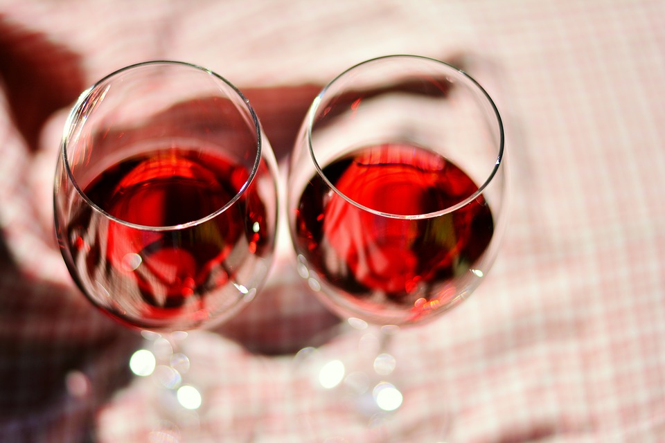 Image - wine glasses glass red wine