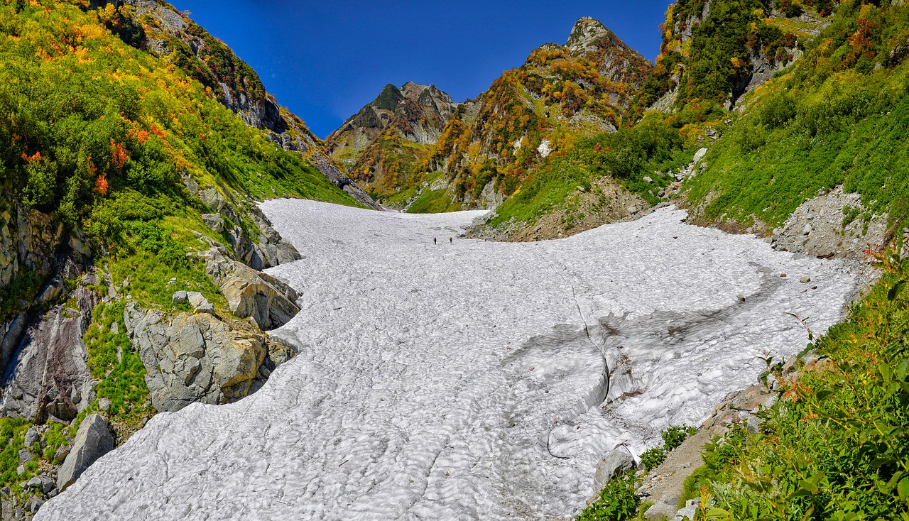 Image - mountainous landscape snow