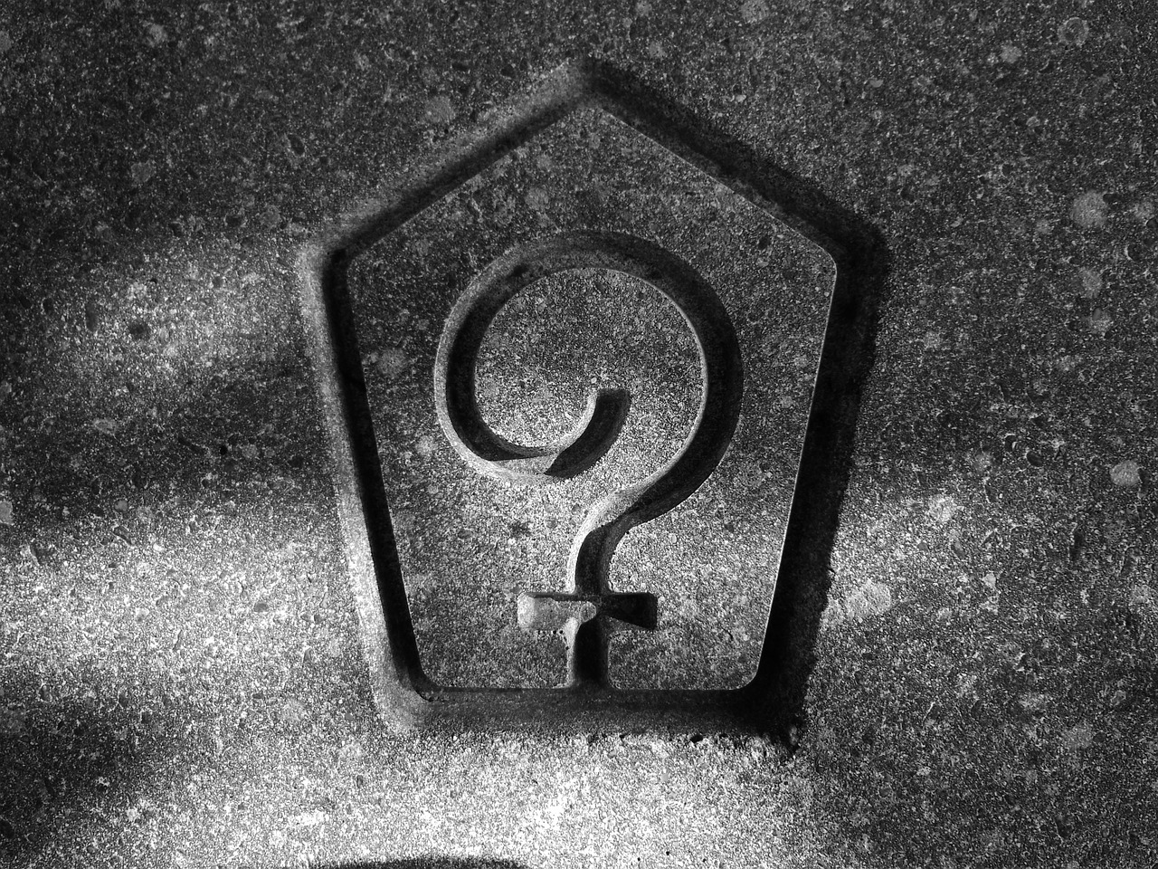 Image - church ireland st patrick grave