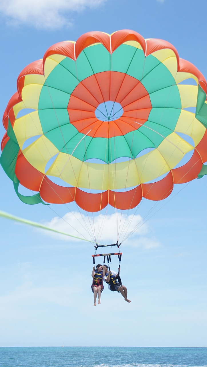 Image - parasailing florida ocean