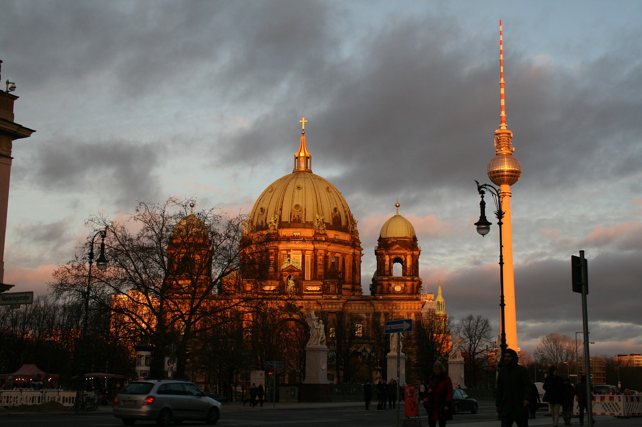 Image - berlin dom tv tower