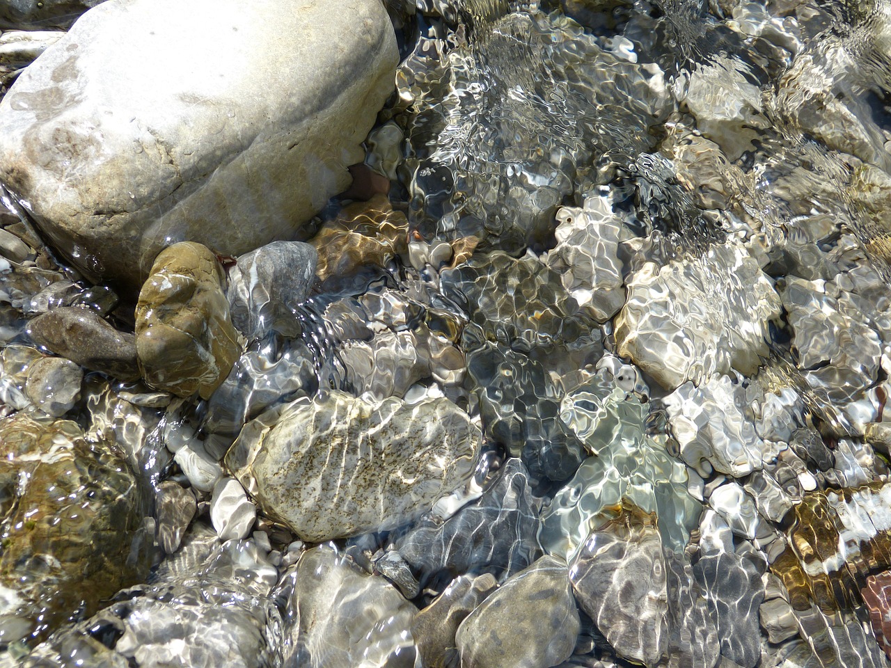 Image - ostrach riverbed mountain stream