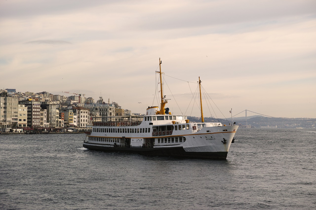 Image - ship v istanbul landscape marine