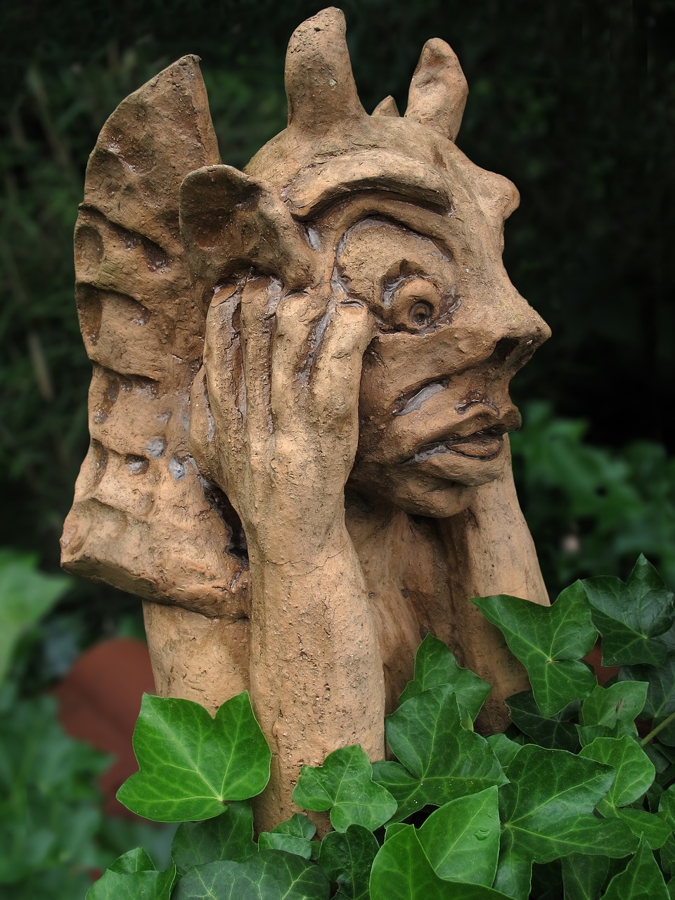 Image - mythical creatures sculpture artwork