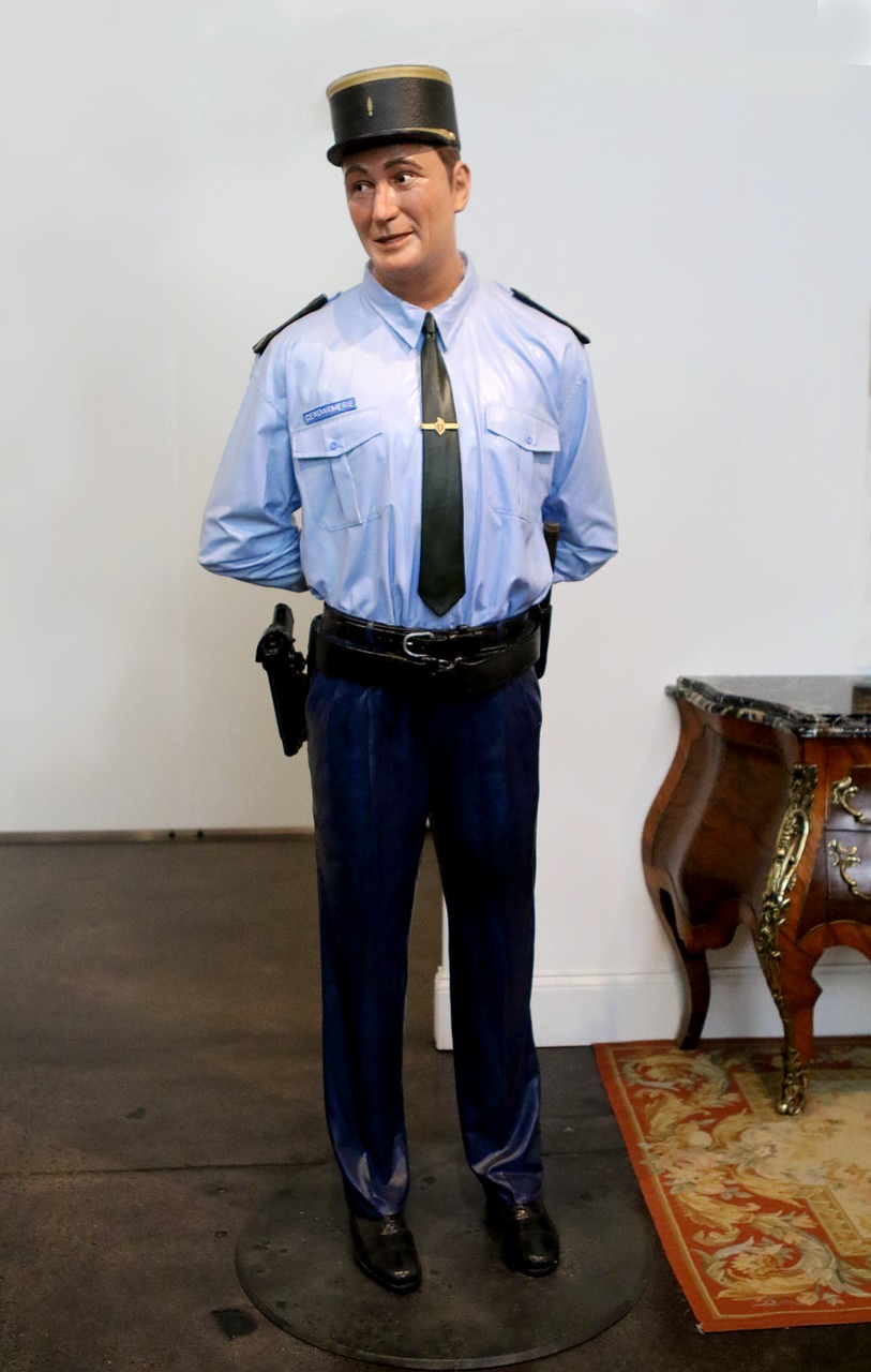 Image - sculpture statue guard museum