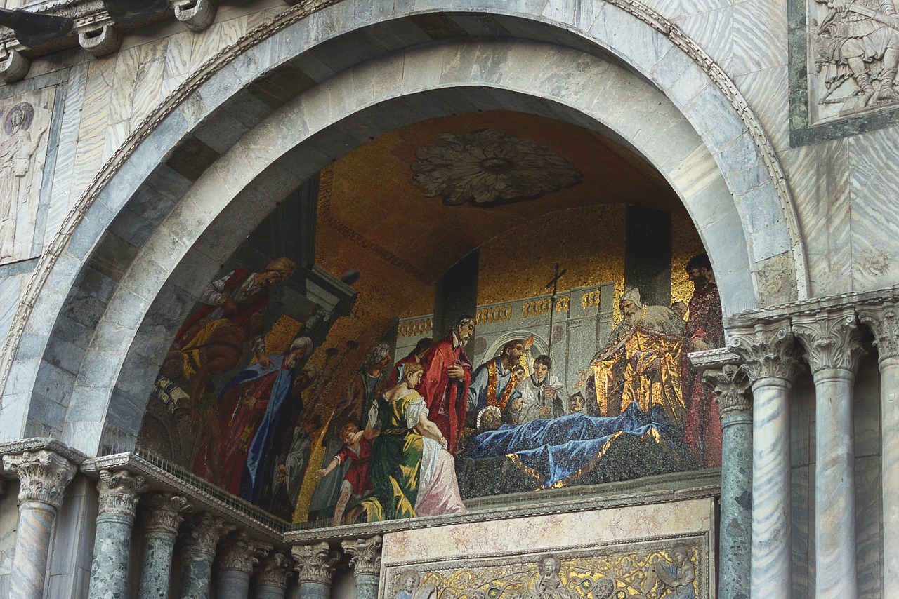 Image - venice italy the basilica square