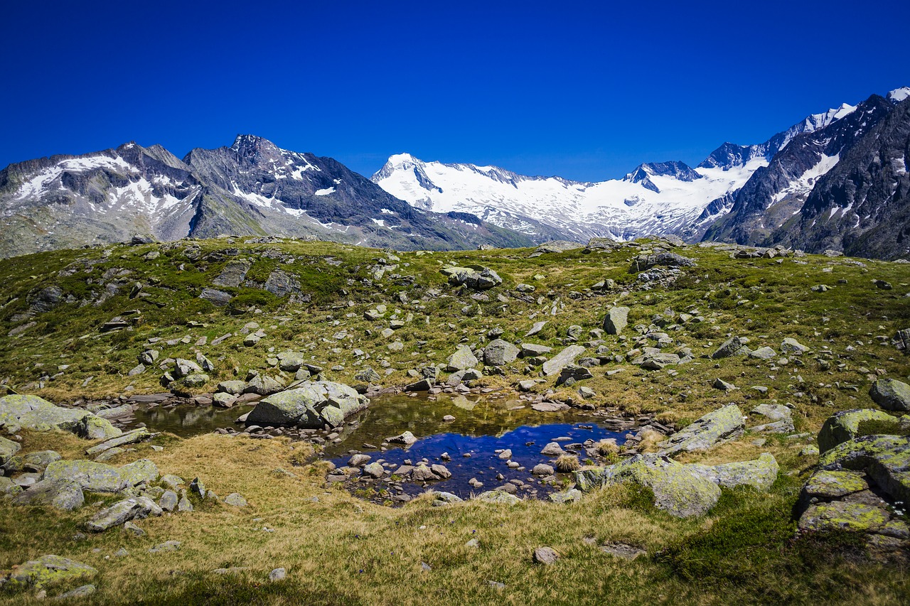 Image - bergsee alpine mountains nature