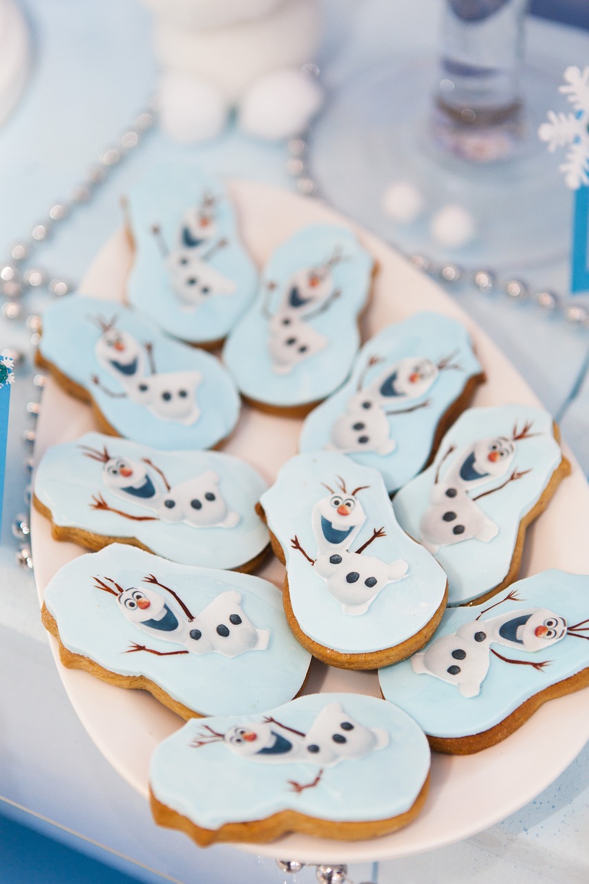 Image - cake holiday dessert white blue
