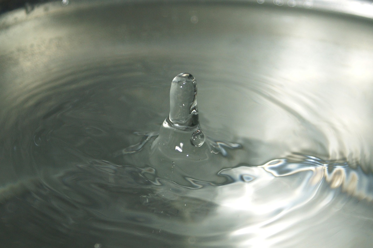 Image - fall drop of water armenia