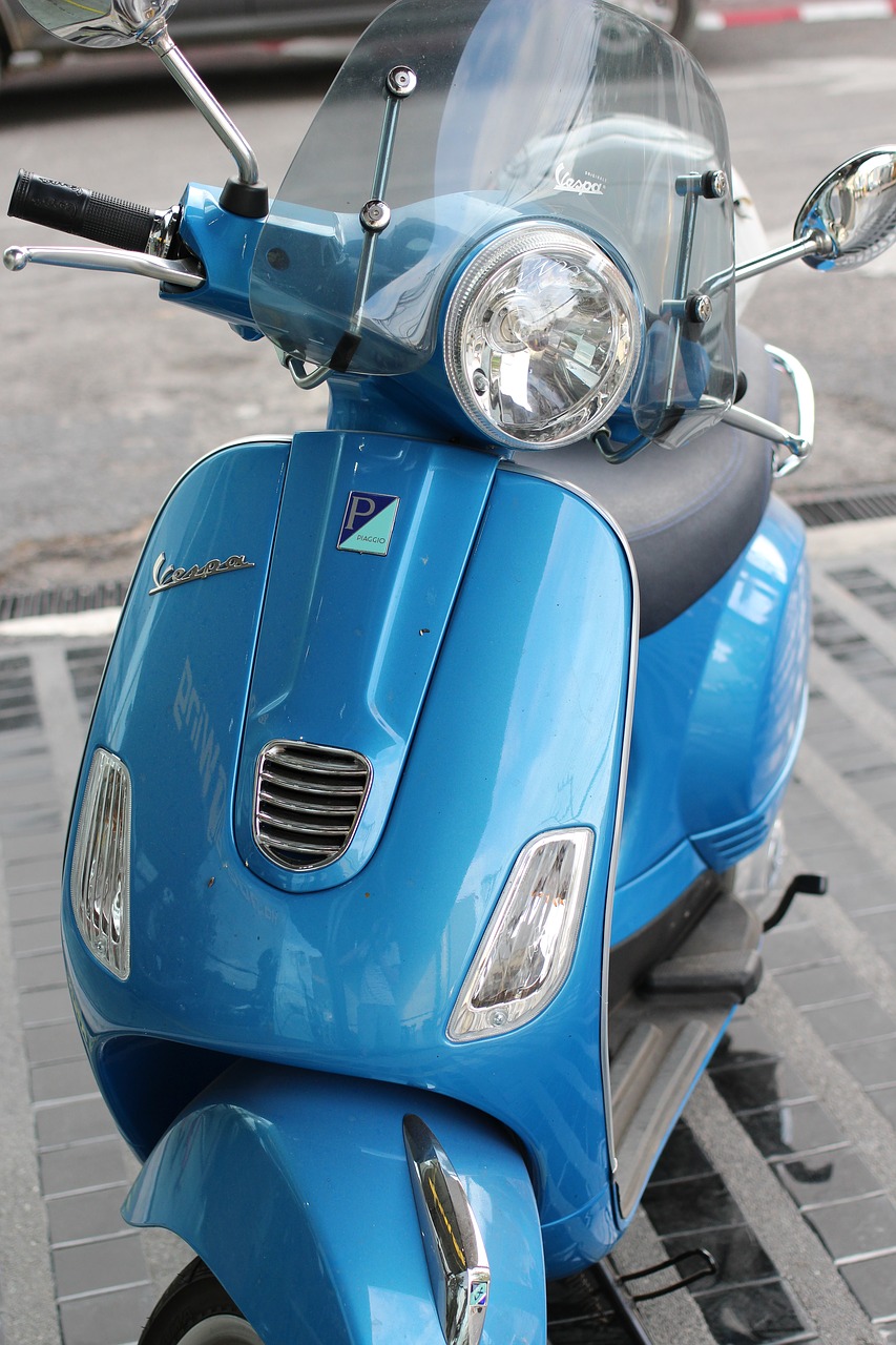 Image - piaggio motorcycle little sheep