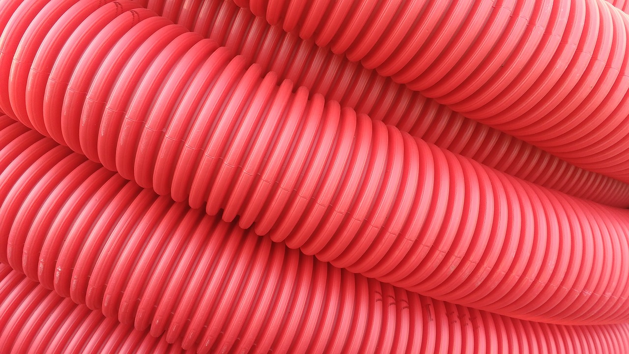 Image - tube plastic red rip