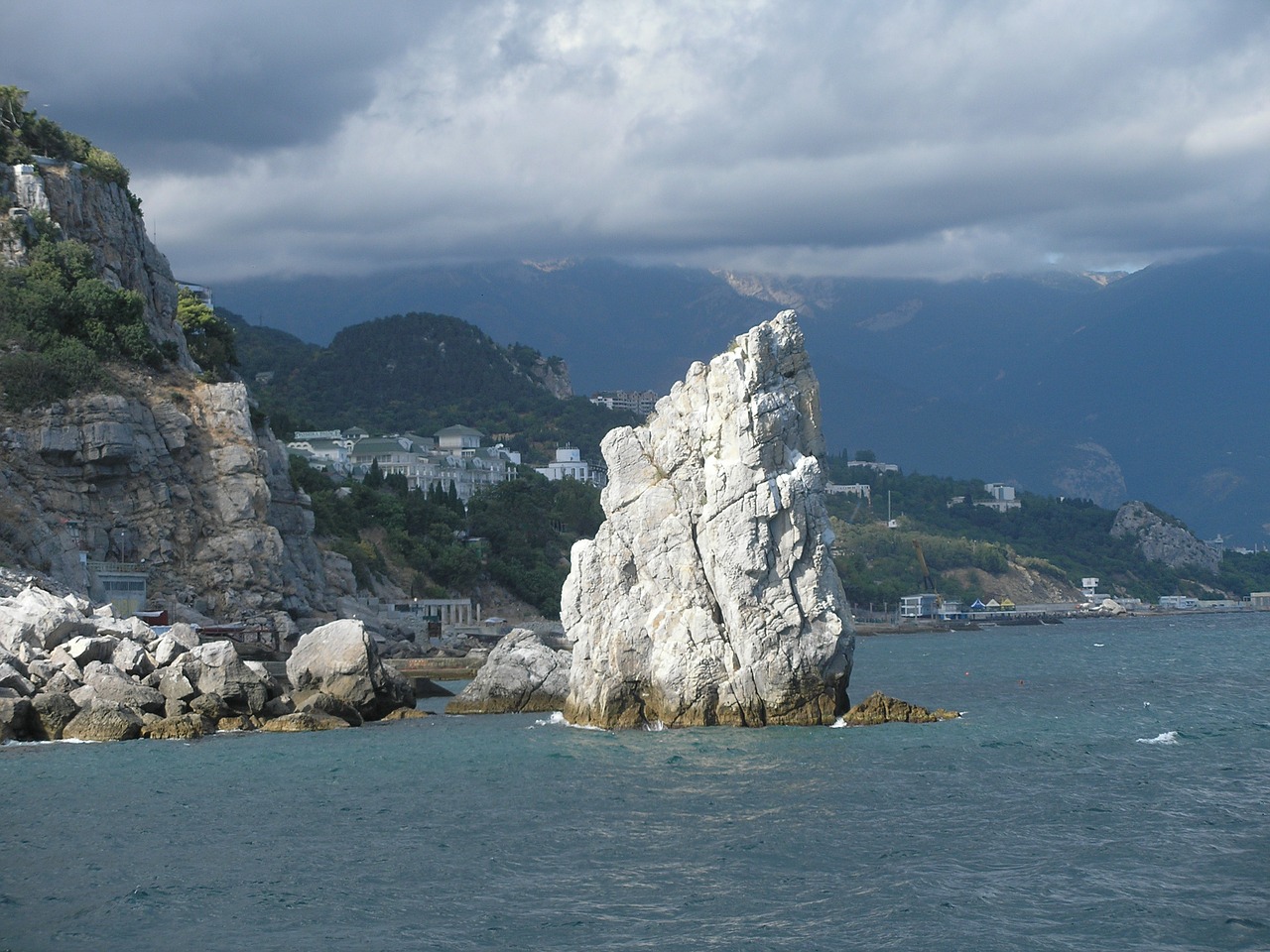 Image - skala parus crimea black sea