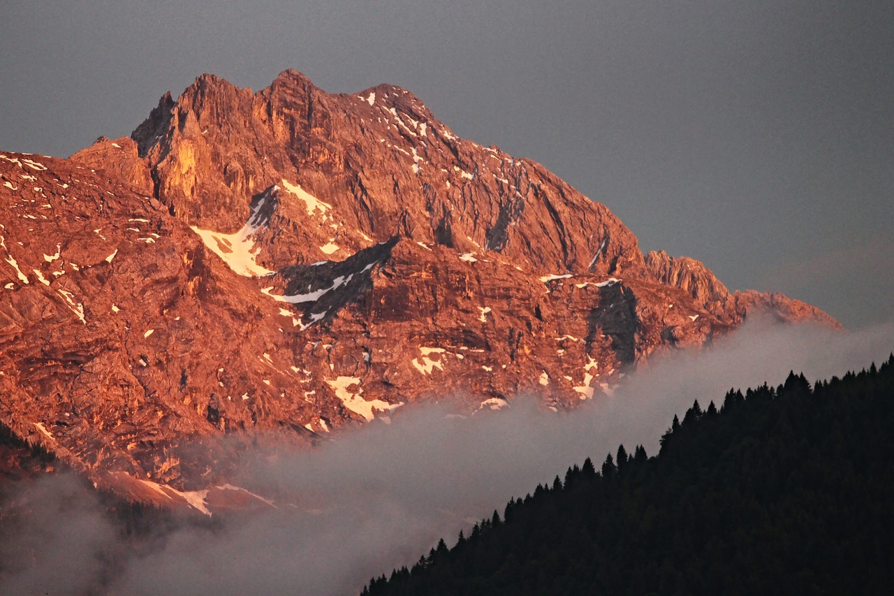 Image - alpine evening light mountains