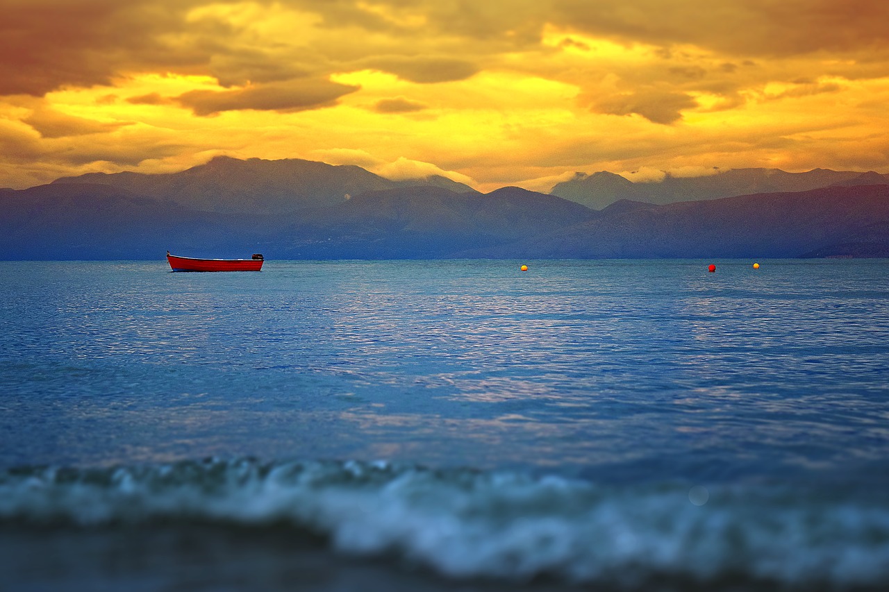 Image - rowboat west sea evening corfu