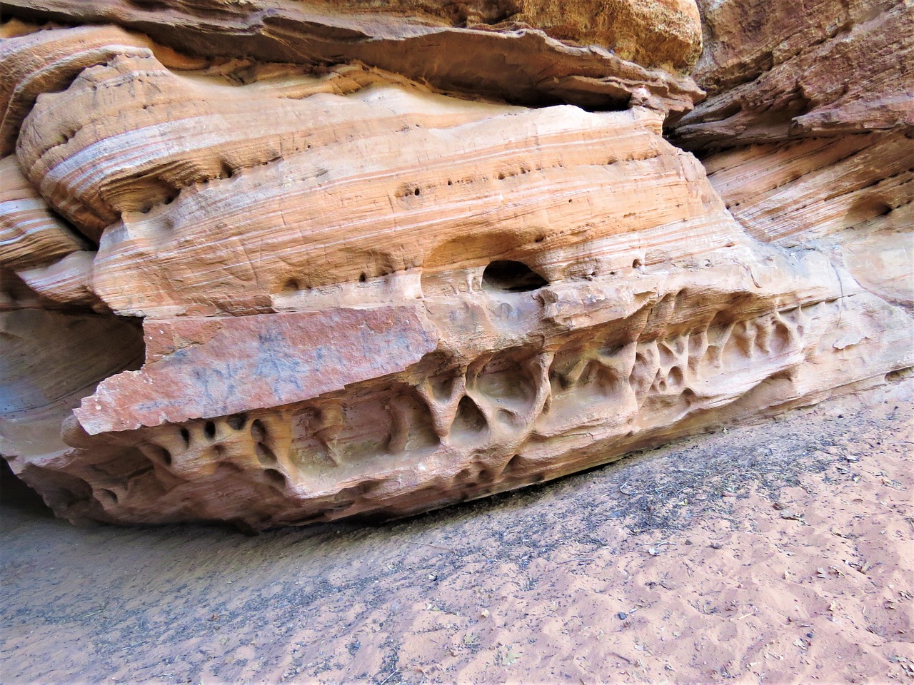 Image - geology unusual rock strata hiking