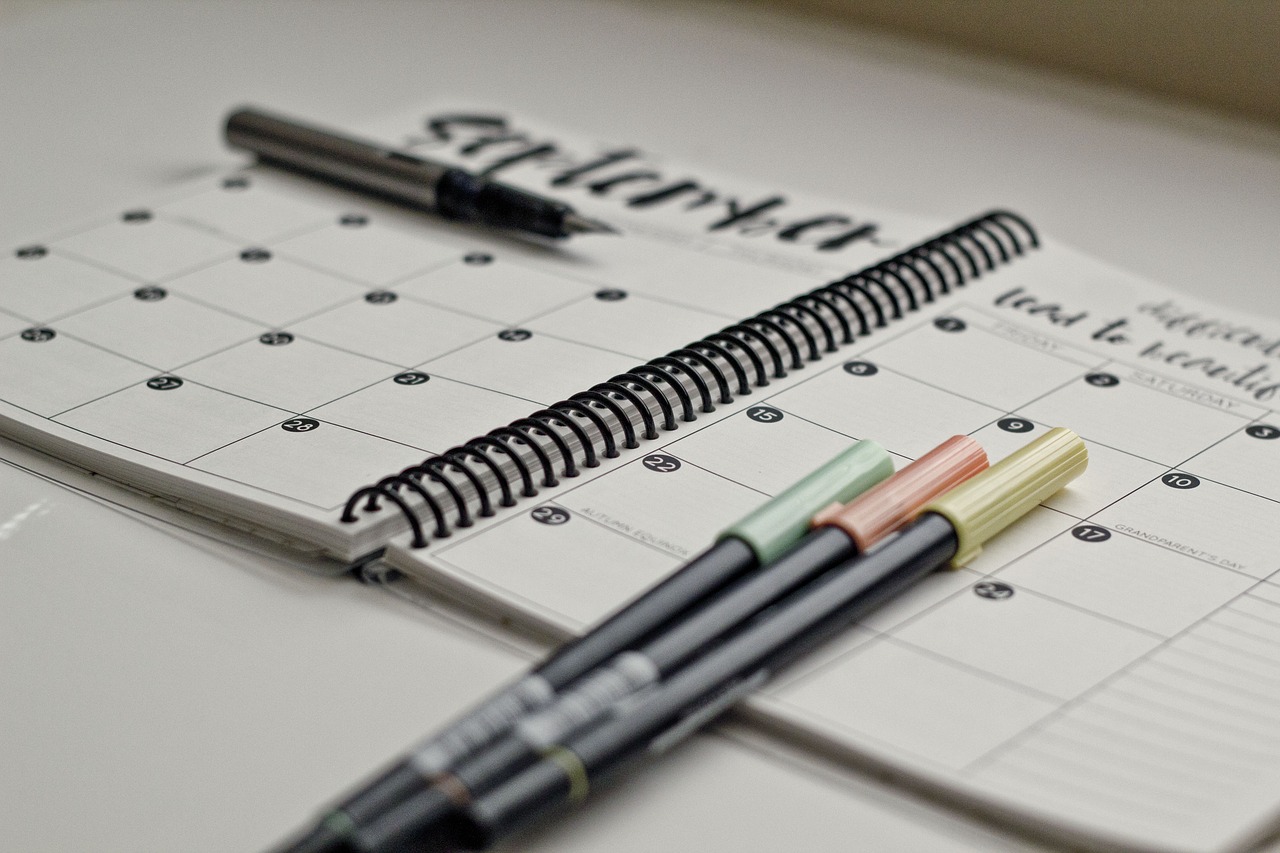 Image - planner open tombow pens month