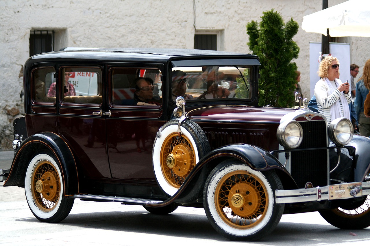 Image - spain car antique travel transport