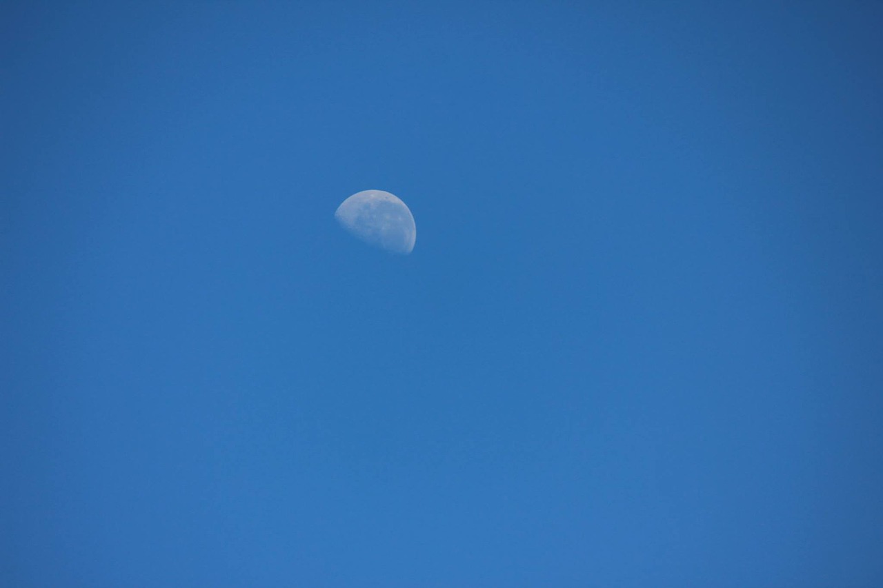 Image - half moon blue sky