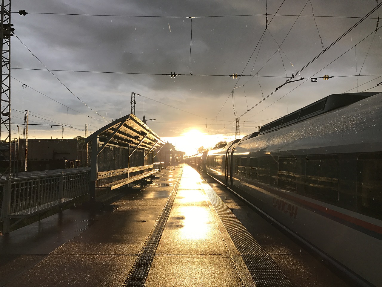 Image - train railway locomotive sunset