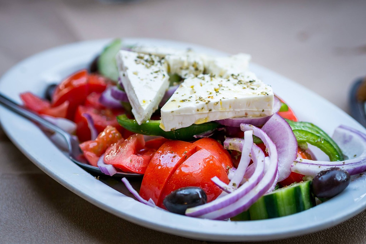 Image - salad onions greek food