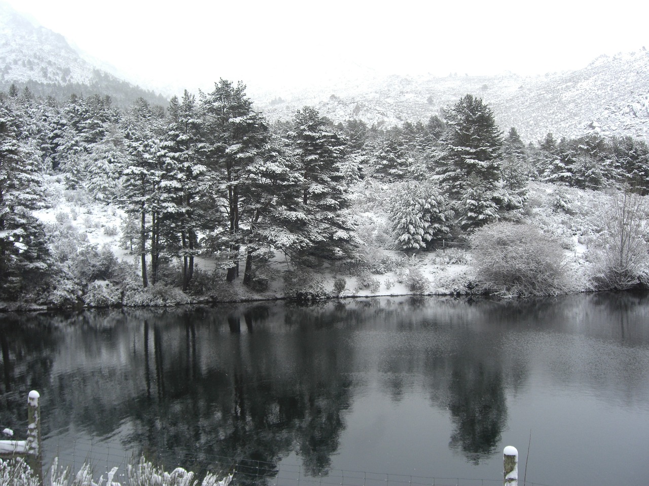 Image - snow winter lake spain cold