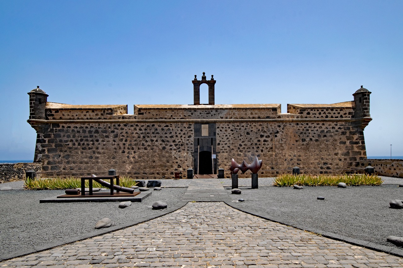 Image - castillo de san josé arrecife