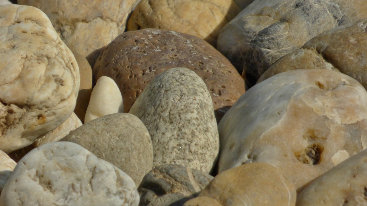 Image - stones prirodné danube background